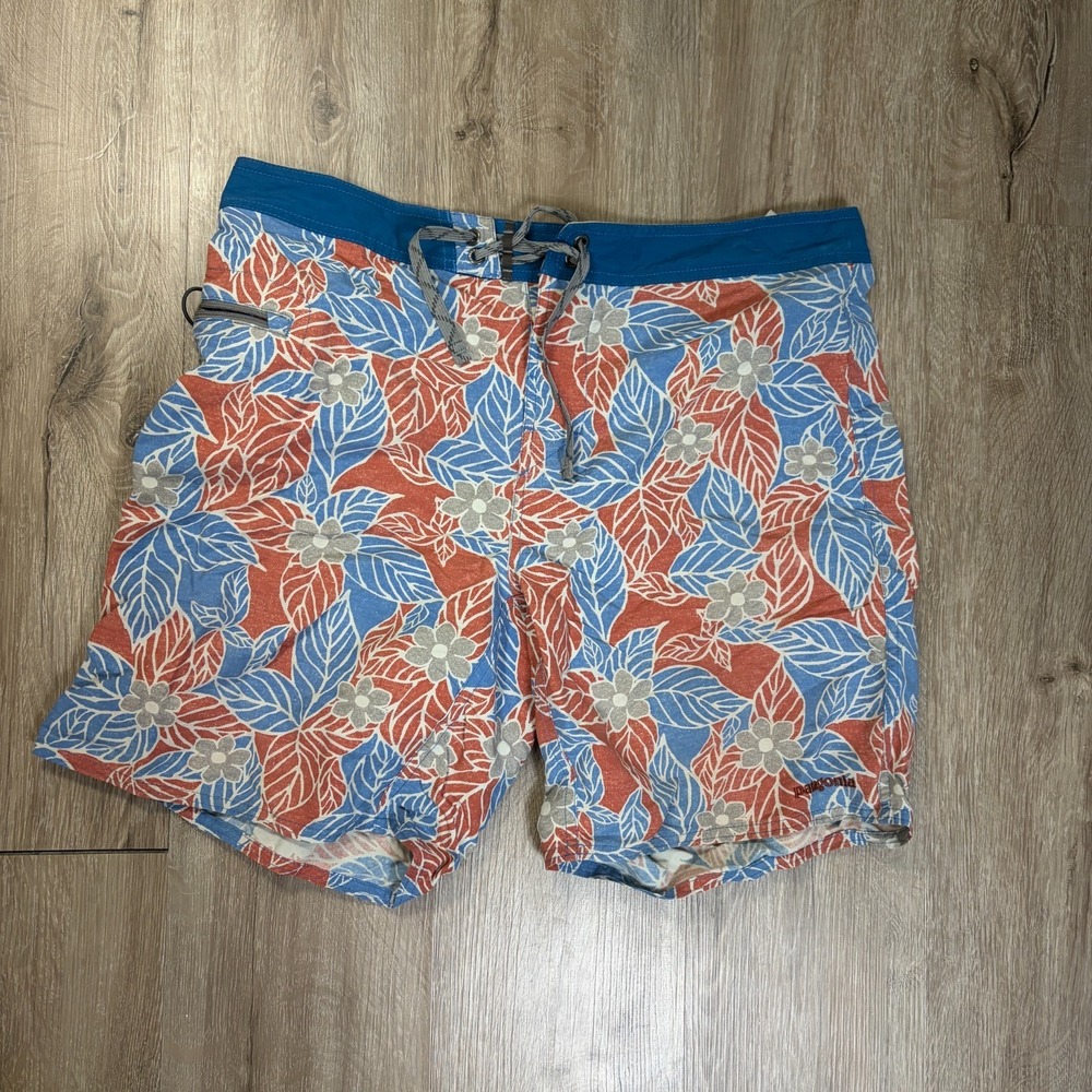 Patagonia Wavefarer Board Shorts 19 Mens Size 34‎ Blue Floral Nylon STY86621